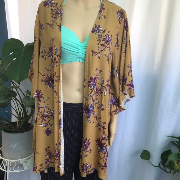 Open Front Floral Kimono NWT - Picture 4 of 4